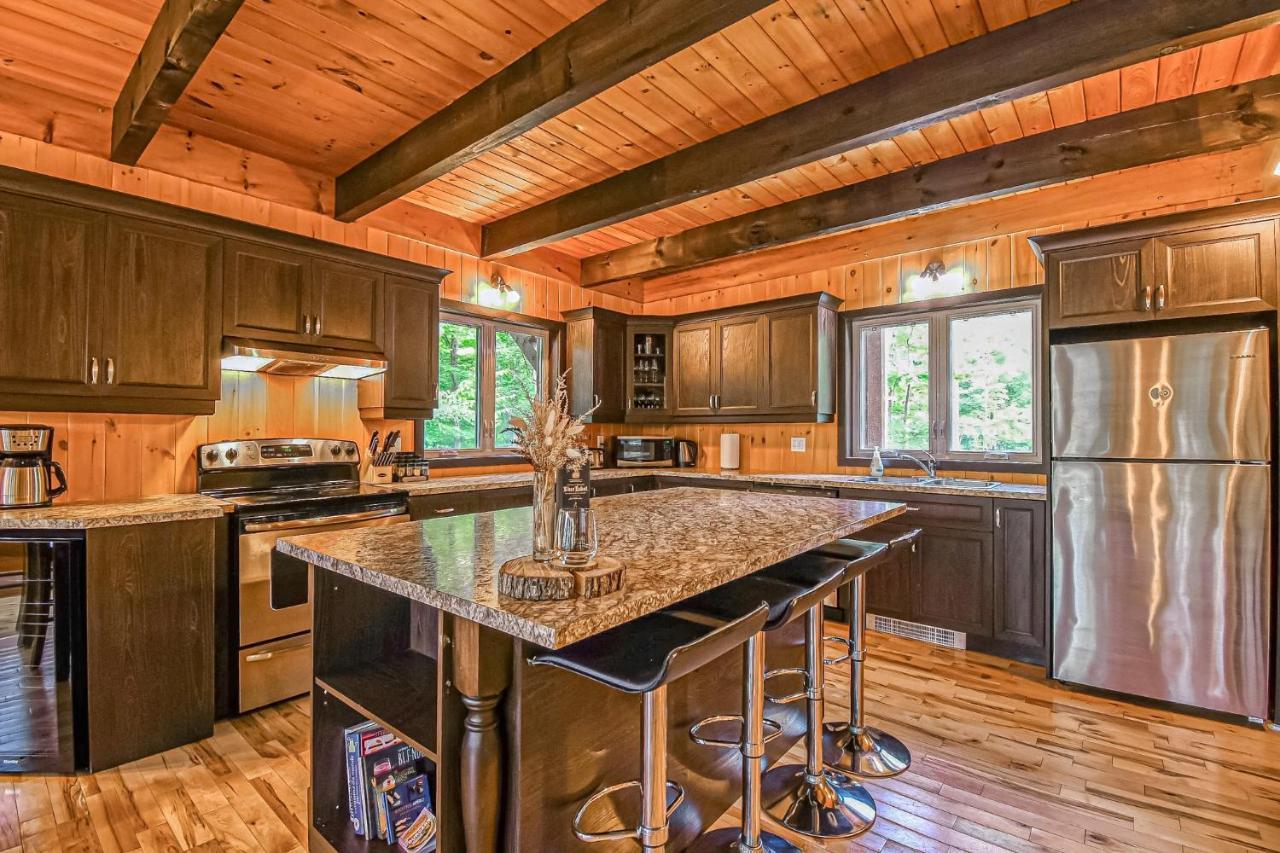 Brown Bear Lodge Brownsburg Luaran gambar