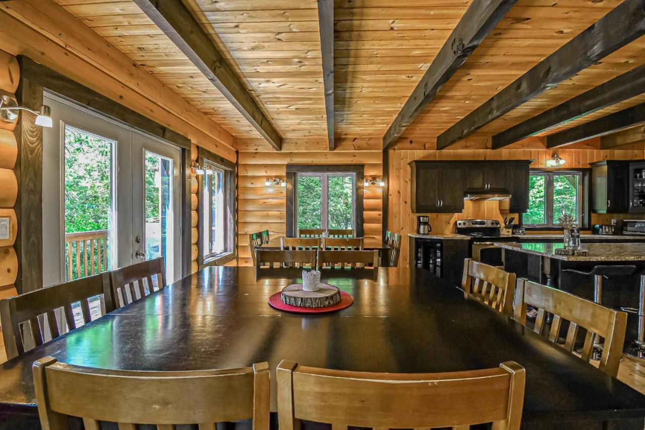 Brown Bear Lodge Brownsburg Luaran gambar
